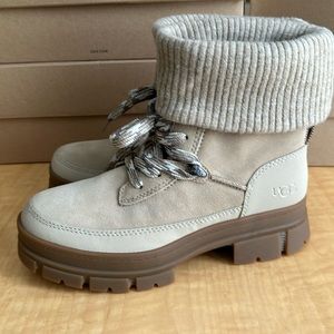 Ugg Women’s Ashton Hiker Boot